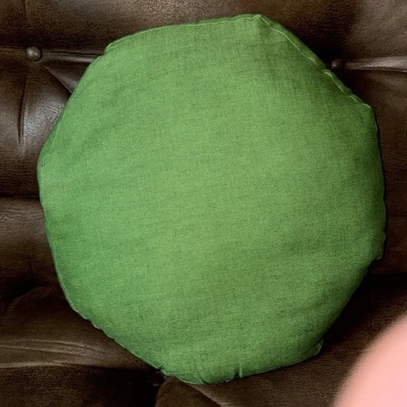 Vintage needlepoint pillow with exotic bird Handmade Approximately 17” x 17” - Picture 9 of 10